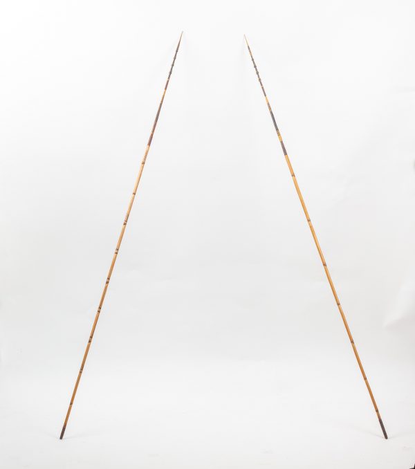 Artcession-Paire de lances Korrigane Nouvelle Guinée Ile Salomon