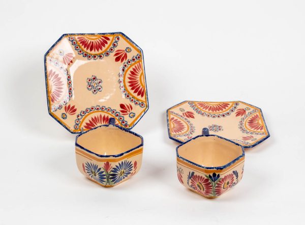 Artcession-Paire de tasses HENRIOT Quimper signées numérotées